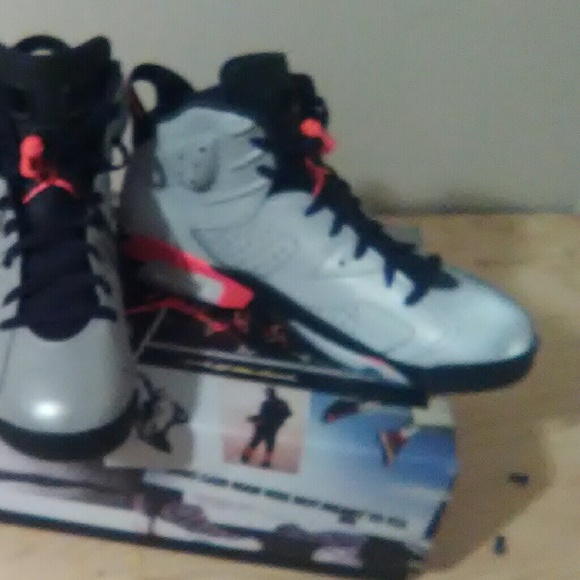 Retro 6's - Picture 2 of 4